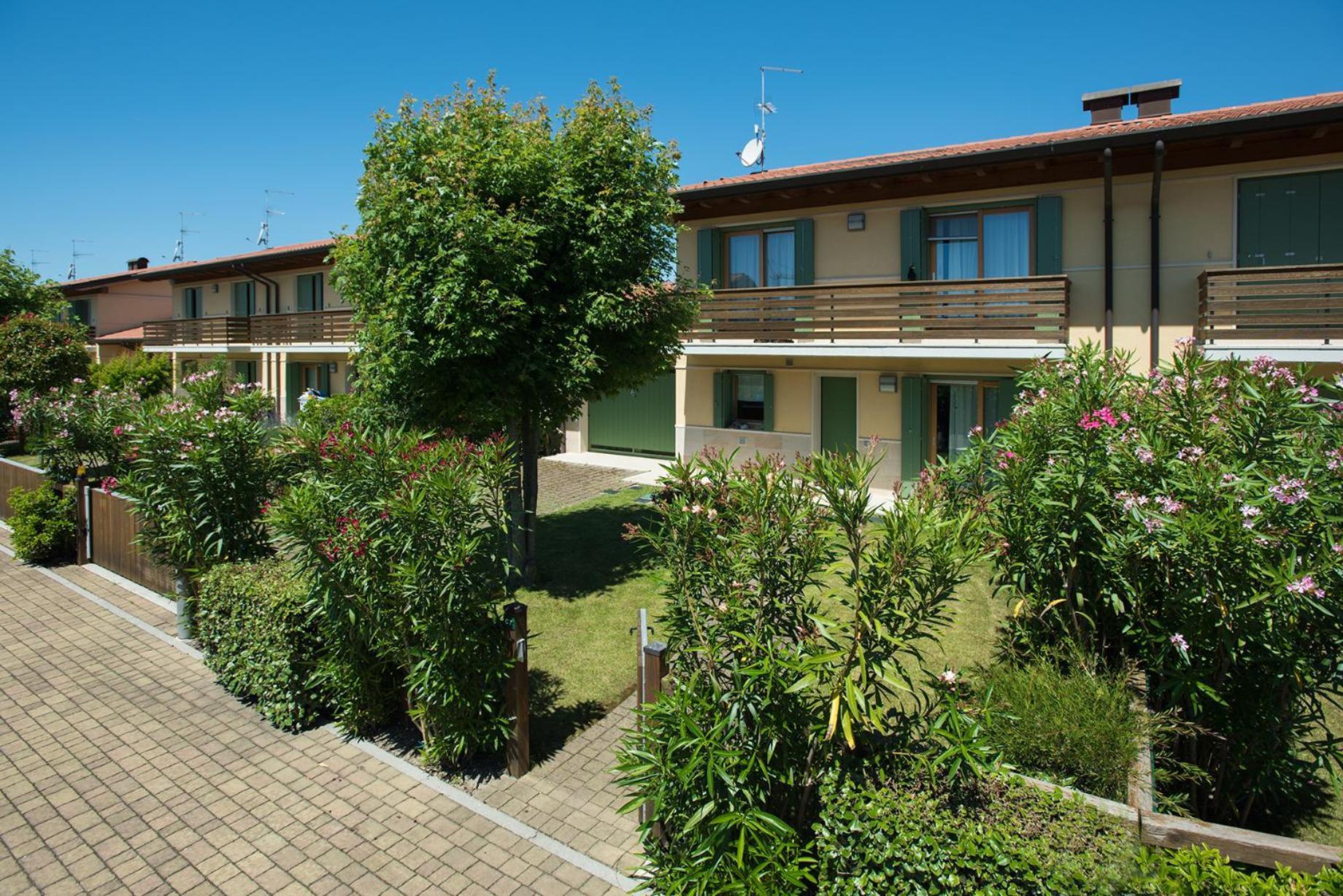Green Village Eco Resort Lignano Sabbiadoro Exterior foto